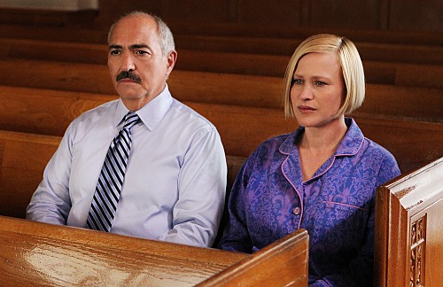 Manuel et Allison dans une église
